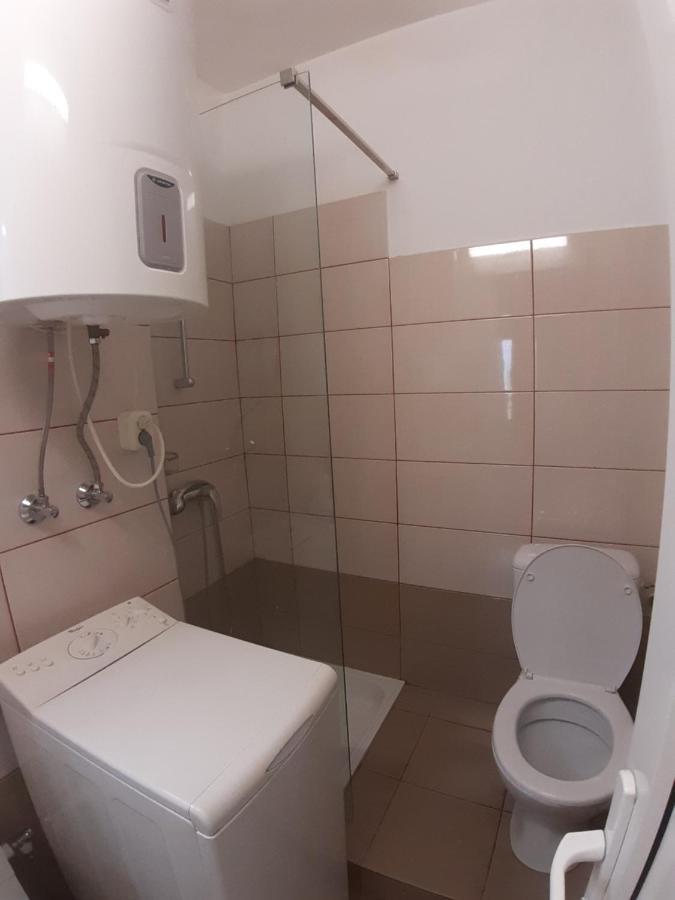 Romantic Calm Apartments Piata Universitate Bucureşti Eksteriør bilde